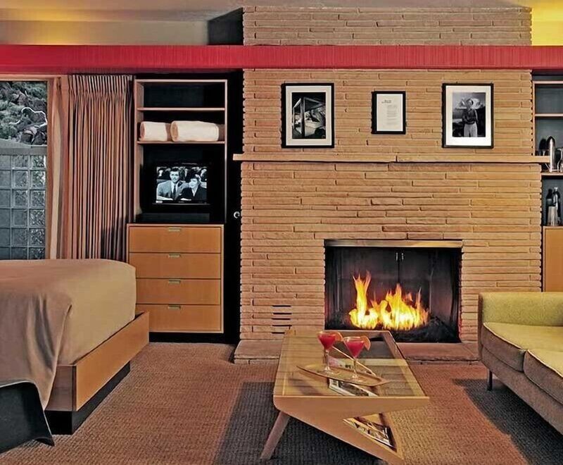 Orbit In (Palm Springs)