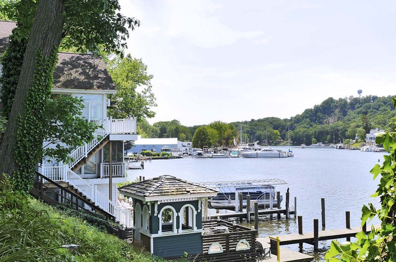 Why Saugatuck Is Perfect For Unplugging