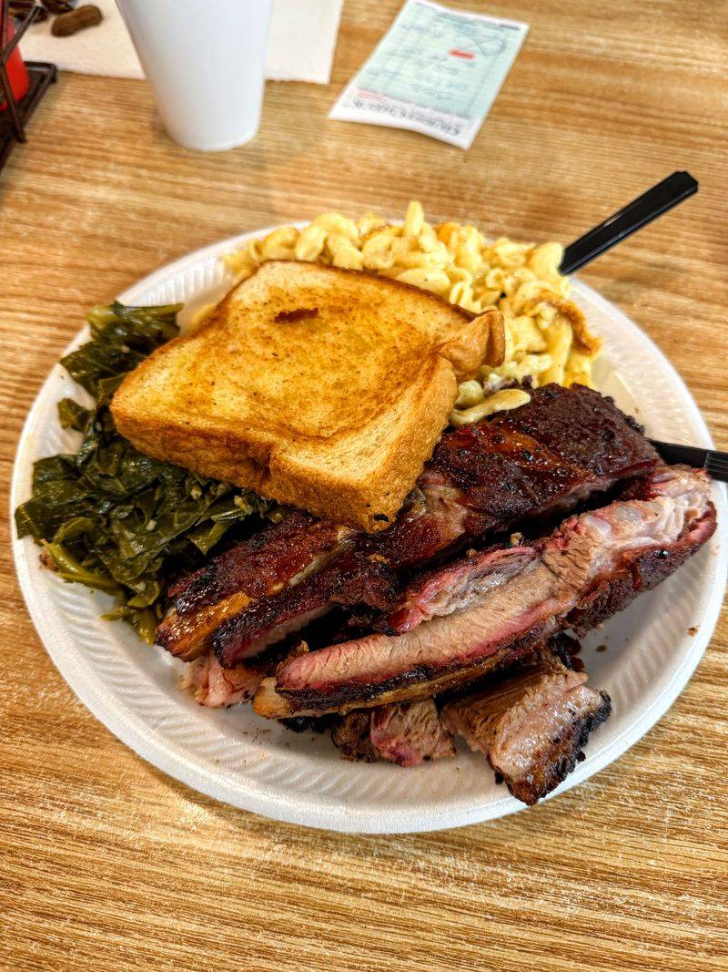 Pearl Country Store & Barbecue (Micanopy)