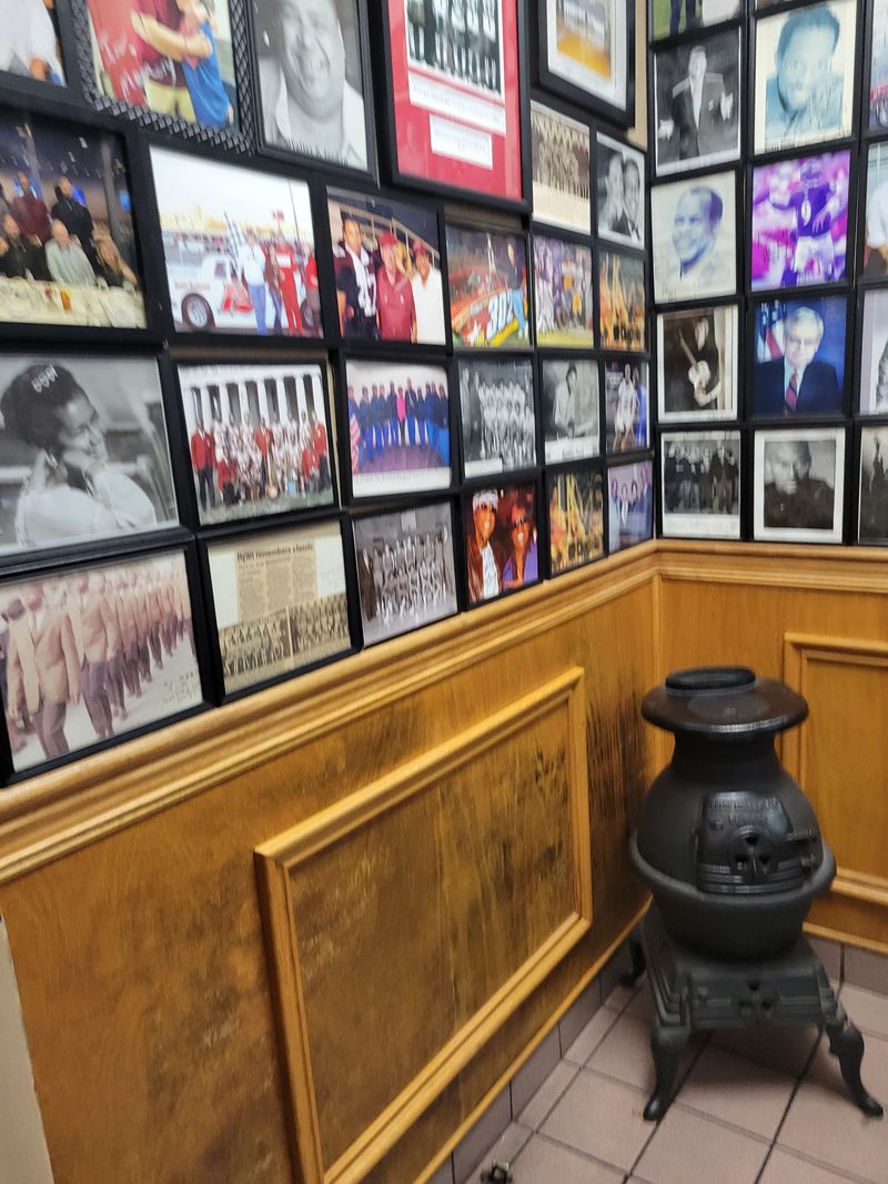 History On The Walls, Future On The Plate