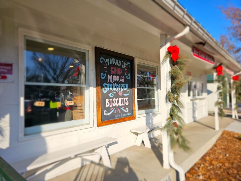 Atmosphere Where History Still Sizzles