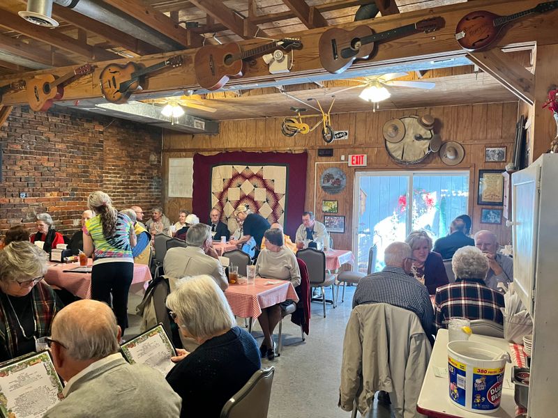 Atmosphere That Honors Small-Town Charm