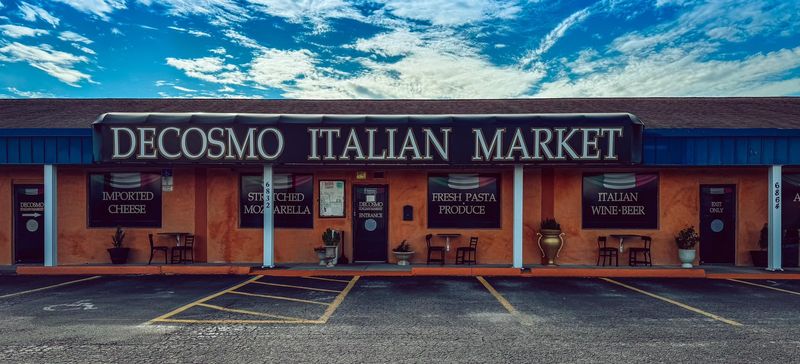 DECOSMO ITALIAN MARKET (Pinellas Park)
