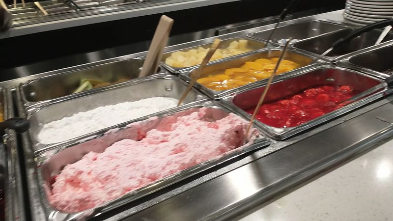 The Strawberry Pie And Desserts Worth The Detour