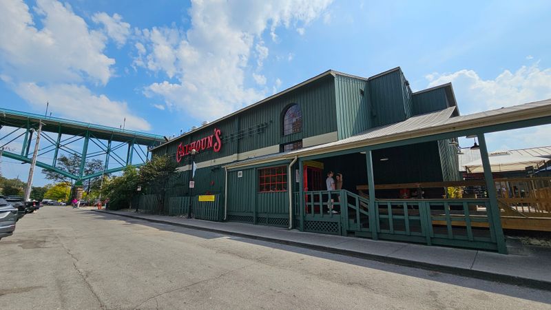 Calhoun's Restaurant - Knoxville