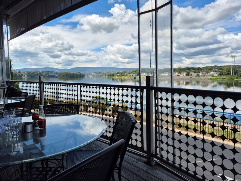 The Boathouse Rotisserie & Raw Bar (Chattanooga)