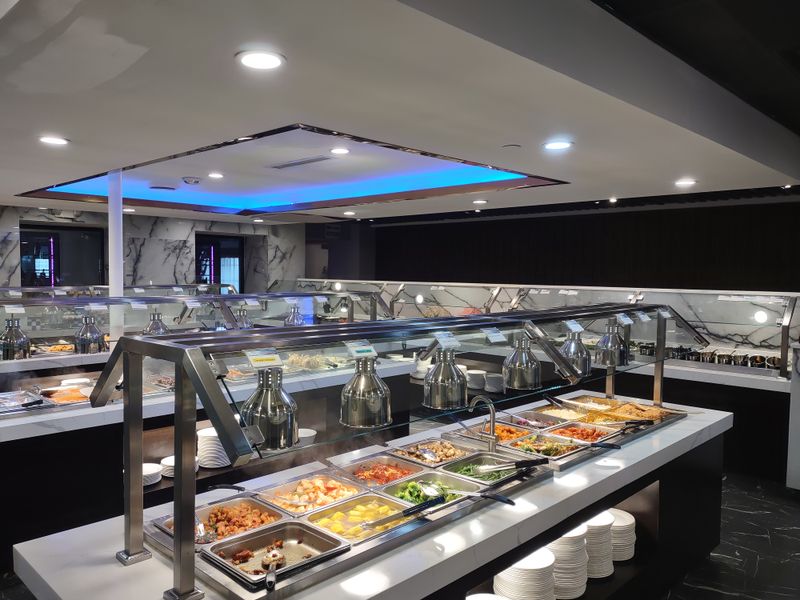 Ocean Buffet (Long Island) — Long Island All-You-Can-Eat Seafood Classic