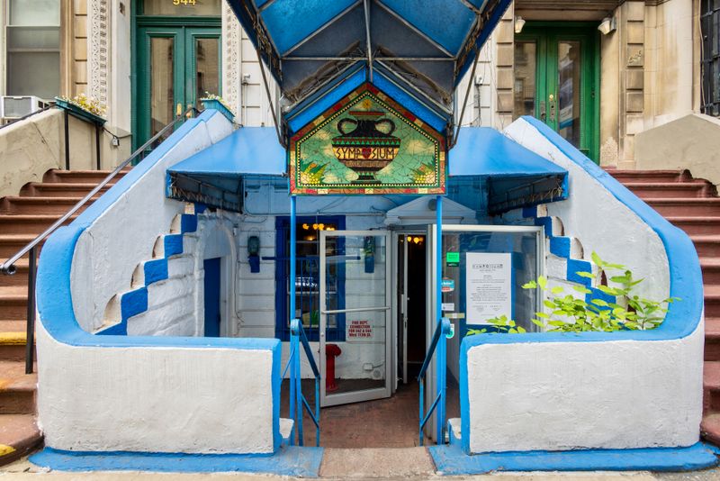 Symposium Taverna, New York