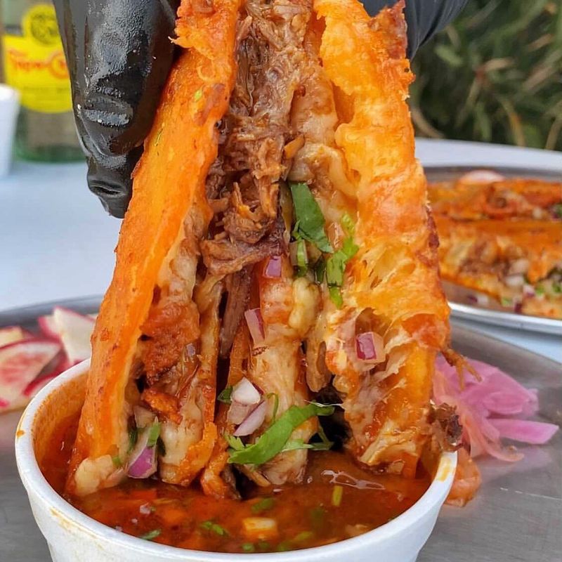 Mike's Red Tacos (San Diego)