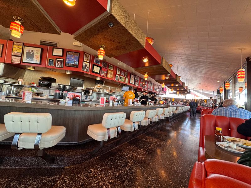 A Classic Diner Vibe With A Focus On Simple, Delicious Food
