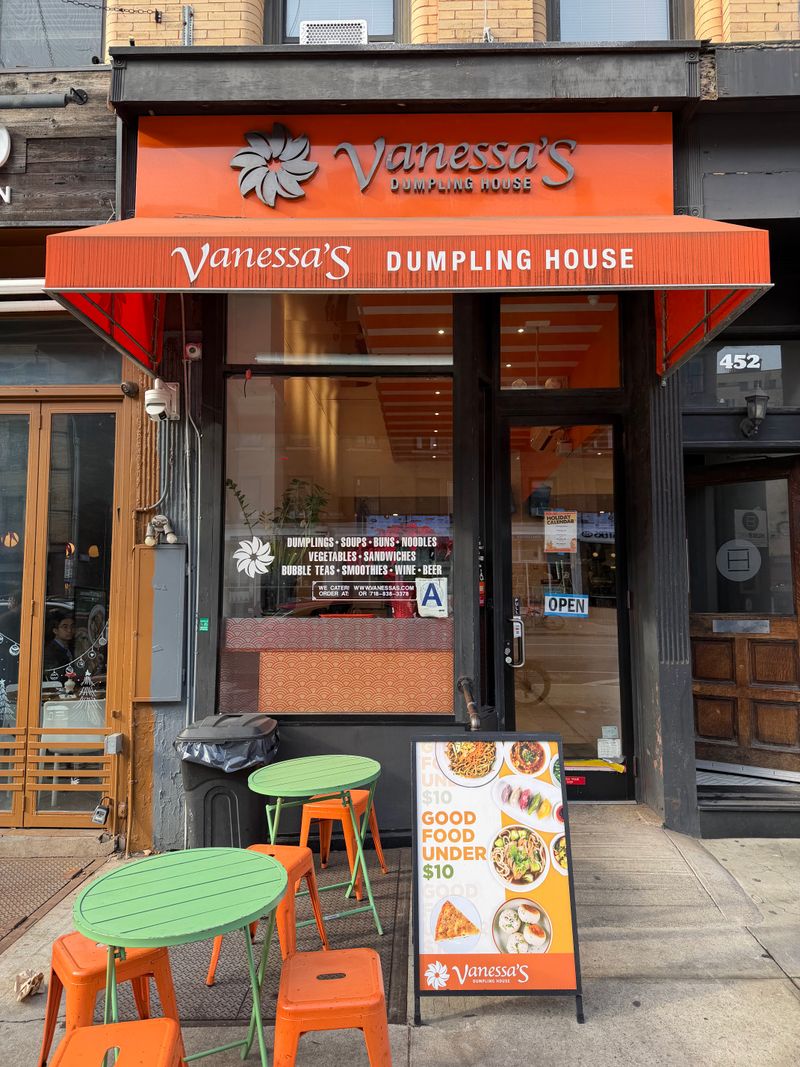 Vanessa's Dumpling House — Upper West Side