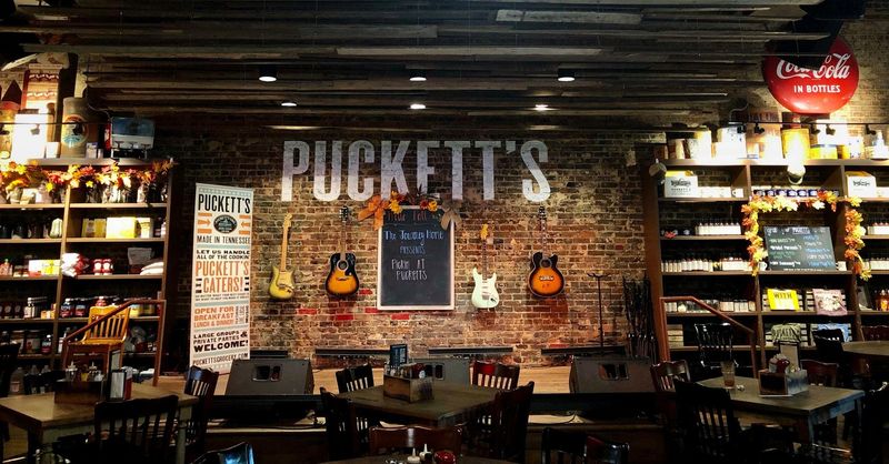 Puckett's Grocery & Restaurant