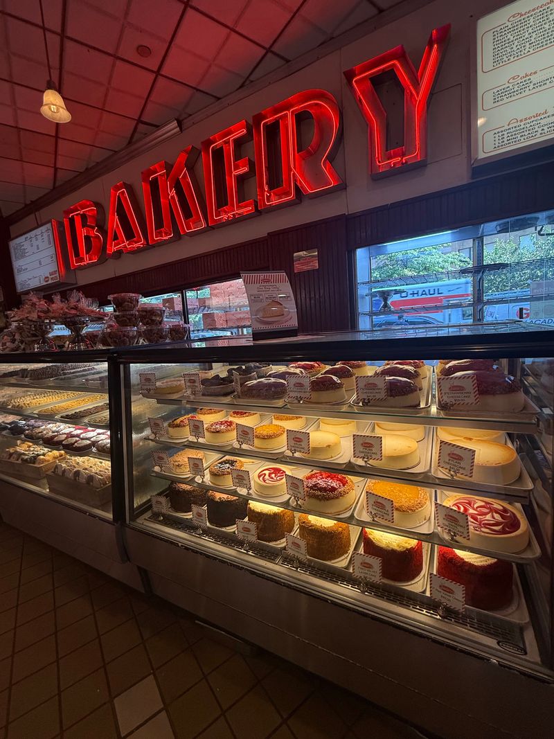 This Cake Helped Define New York–Style Cheesecake