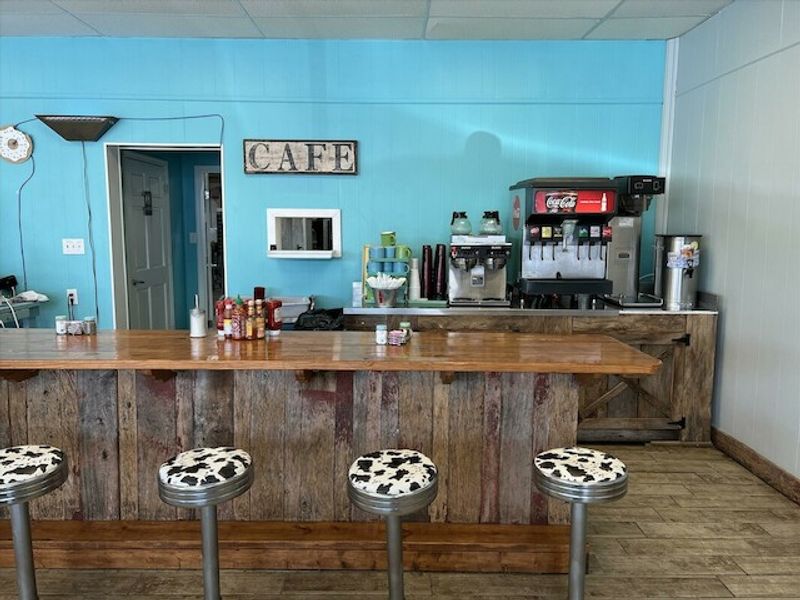 J Clayborn's Bakery & Cafe