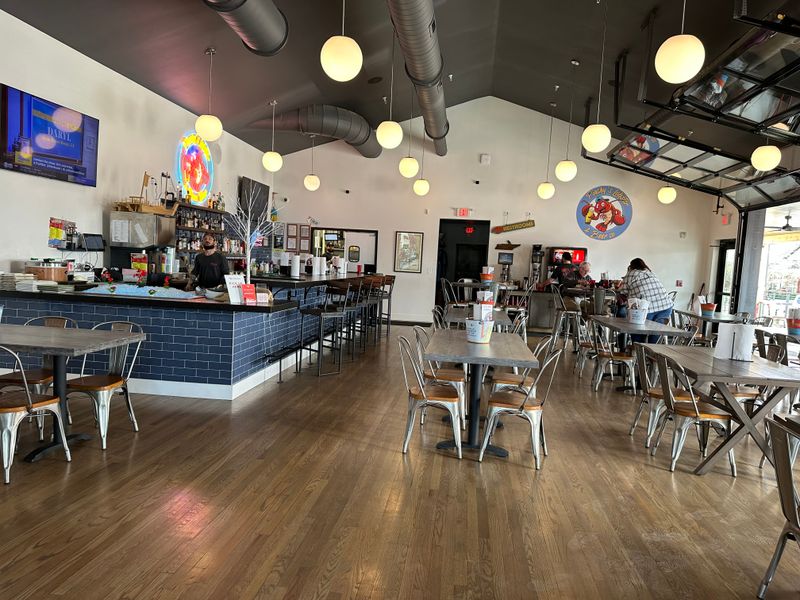 Pinchy’s Lobster & Rawbar