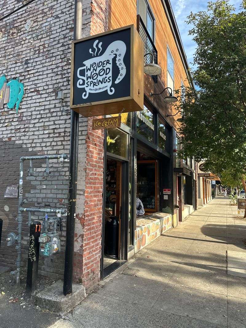 It's One Of Oregon's Most Visually Unique Restaurants