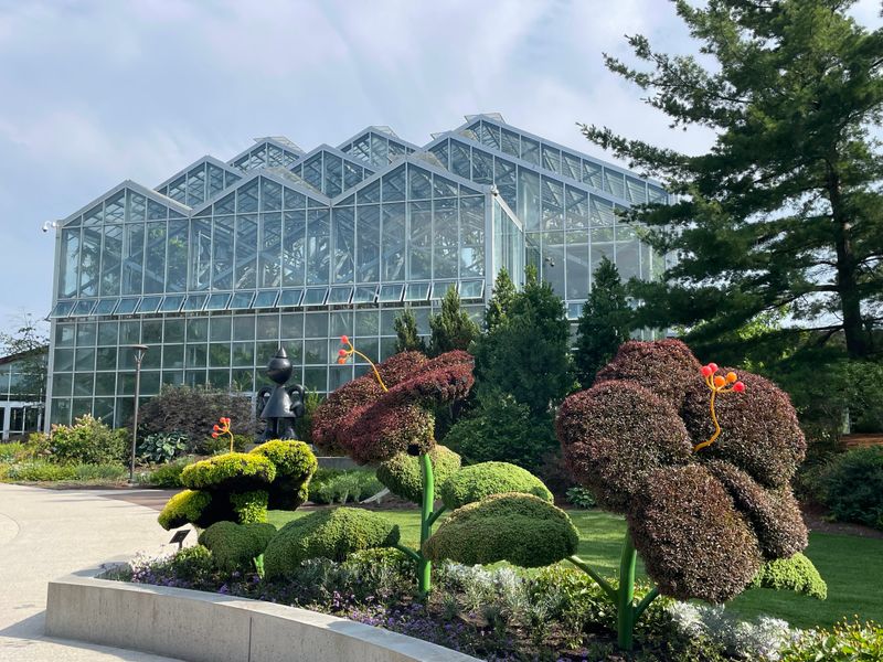 A World-Class Garden Hidden In Grand Rapids