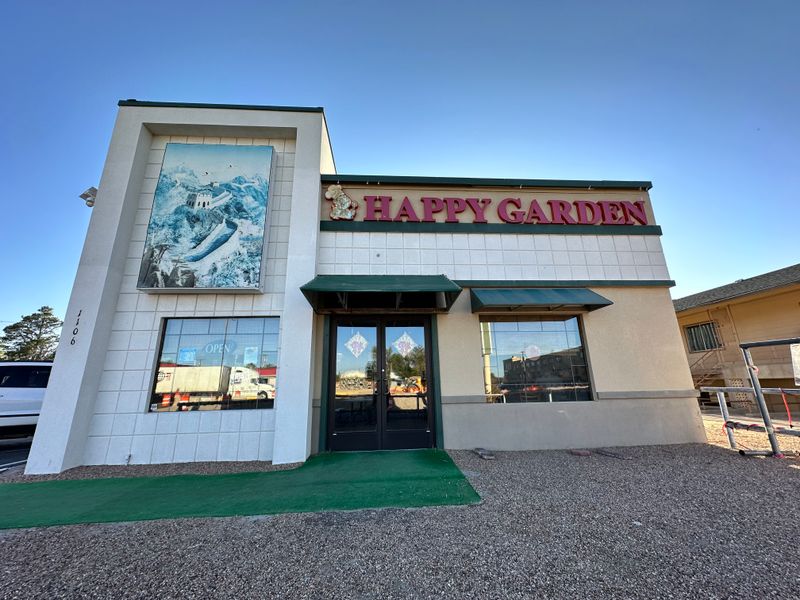 Lamar’s Simple Pleasures: From Local Diners To Small Shops