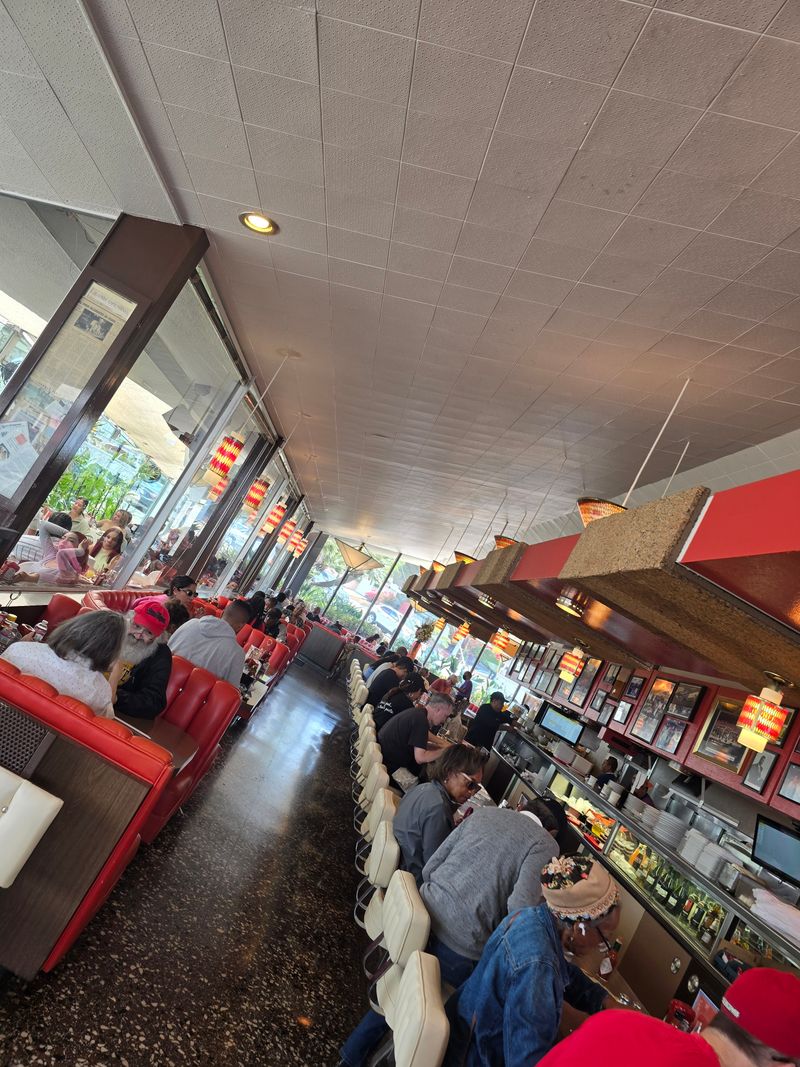 How Pann's Restaurant Became A Go-To Spot For Locals