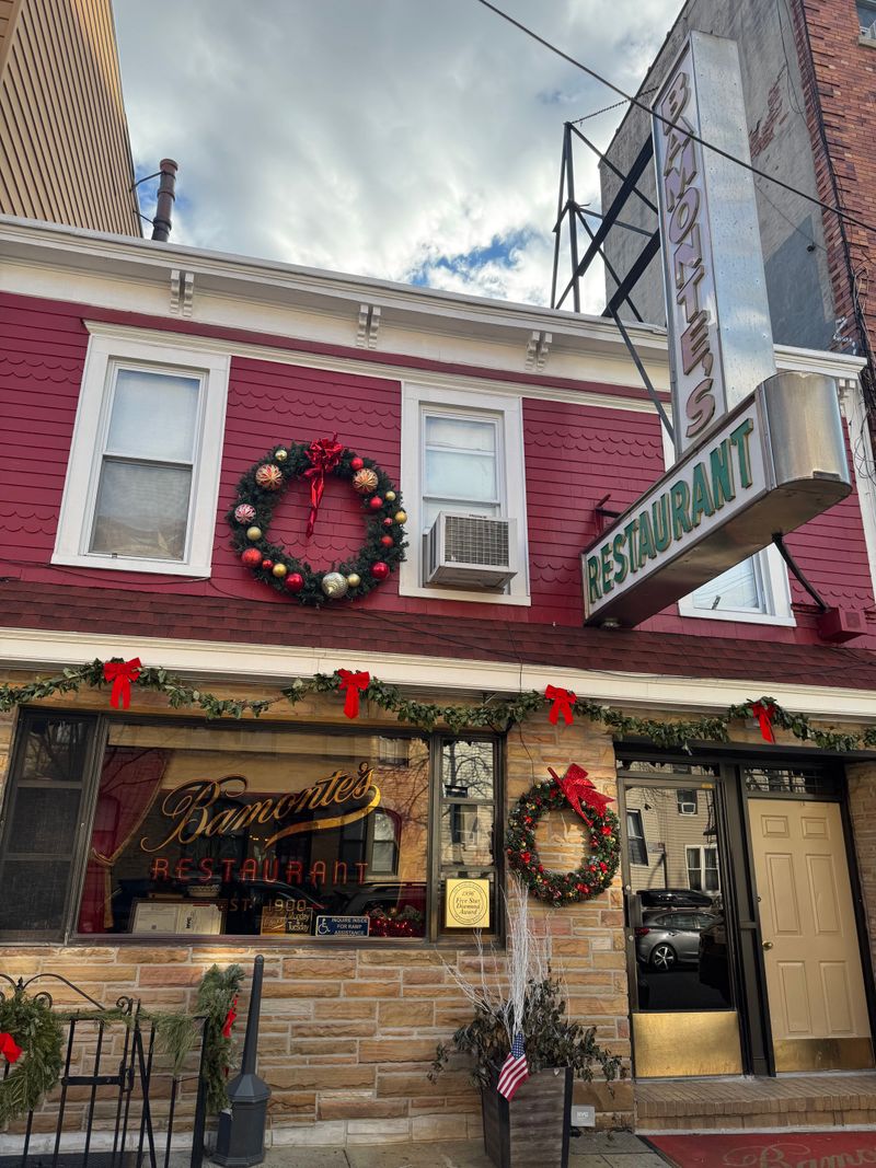 Bamonte’s – Williamsburg, Brooklyn