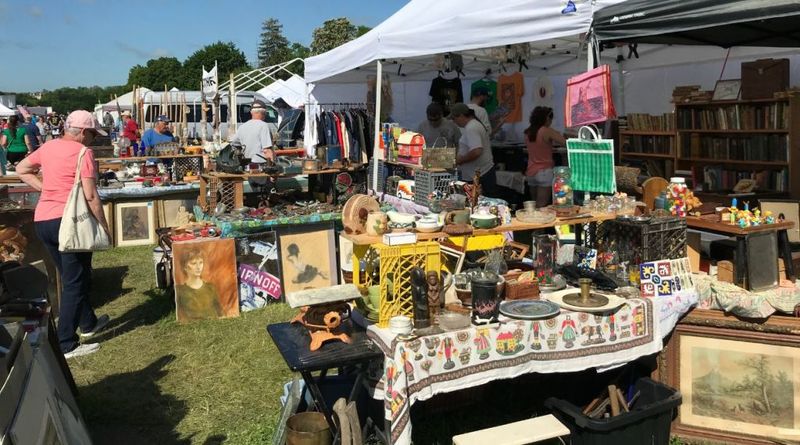 A Flea Market That Unfolds Like A Temporary Town