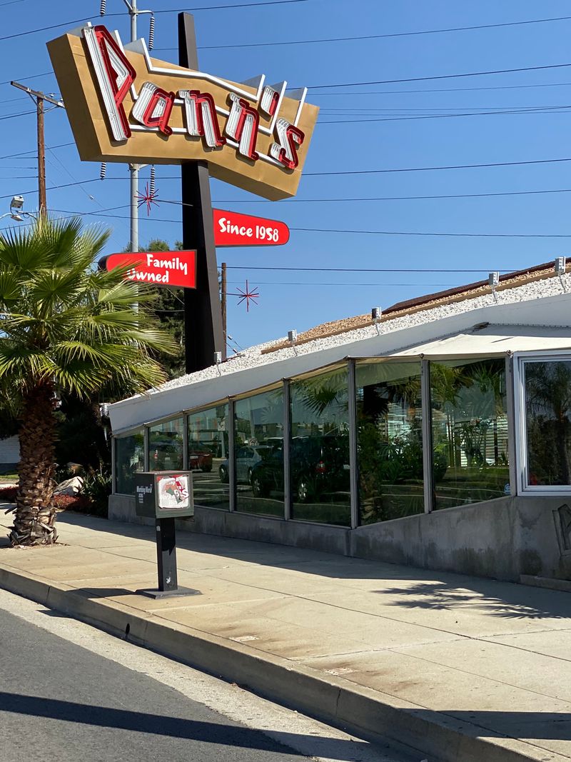 The Iconic Diner That Has Been Serving Comfort Food Since 1958