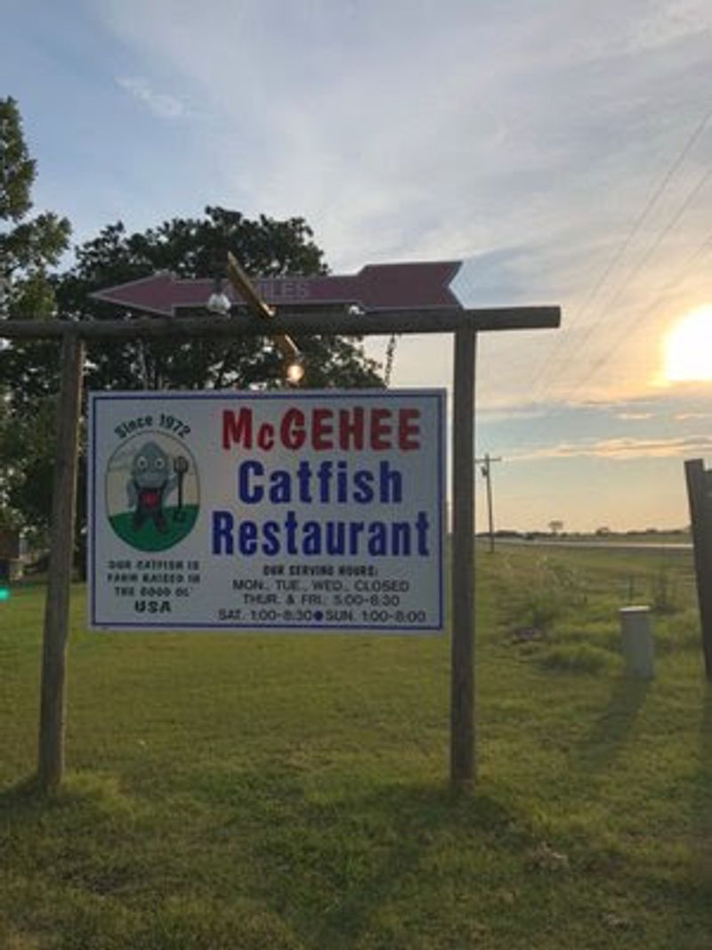 A True Oklahoma Roadside Classic On The Red River