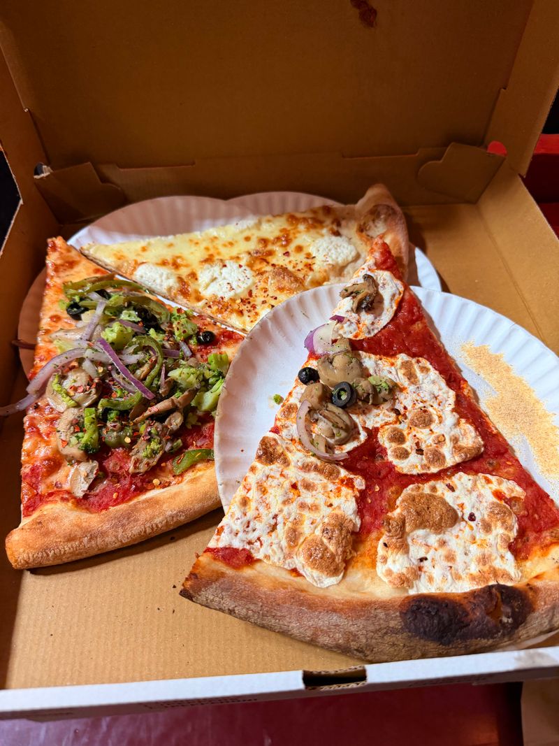 Joe’s Pizza (Original Slices)