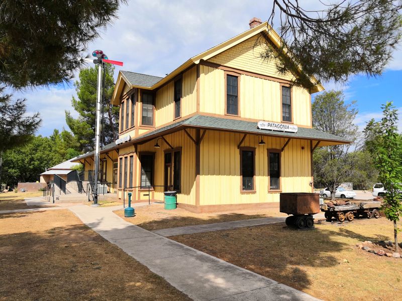 A Population Small Enough to Keep Life Unrushed