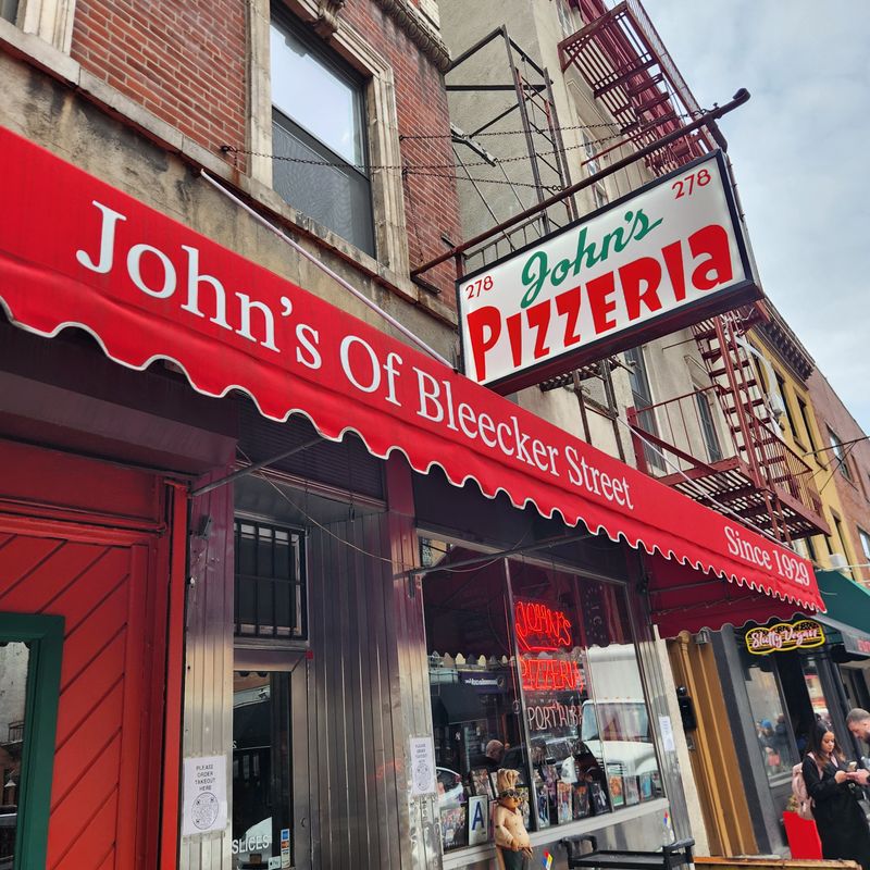 John's Of Bleecker Street