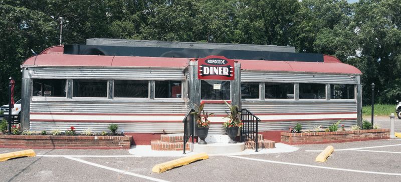 The Roadside Diner (Wall Township)