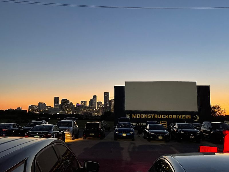 MoonStruck Drive-In Cinema (Houston)