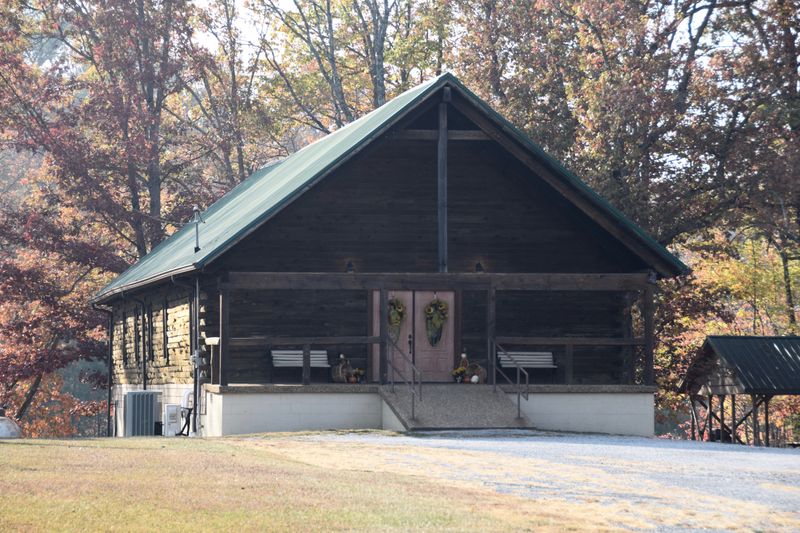 A Community That Preserves Its Old Mountain Identity