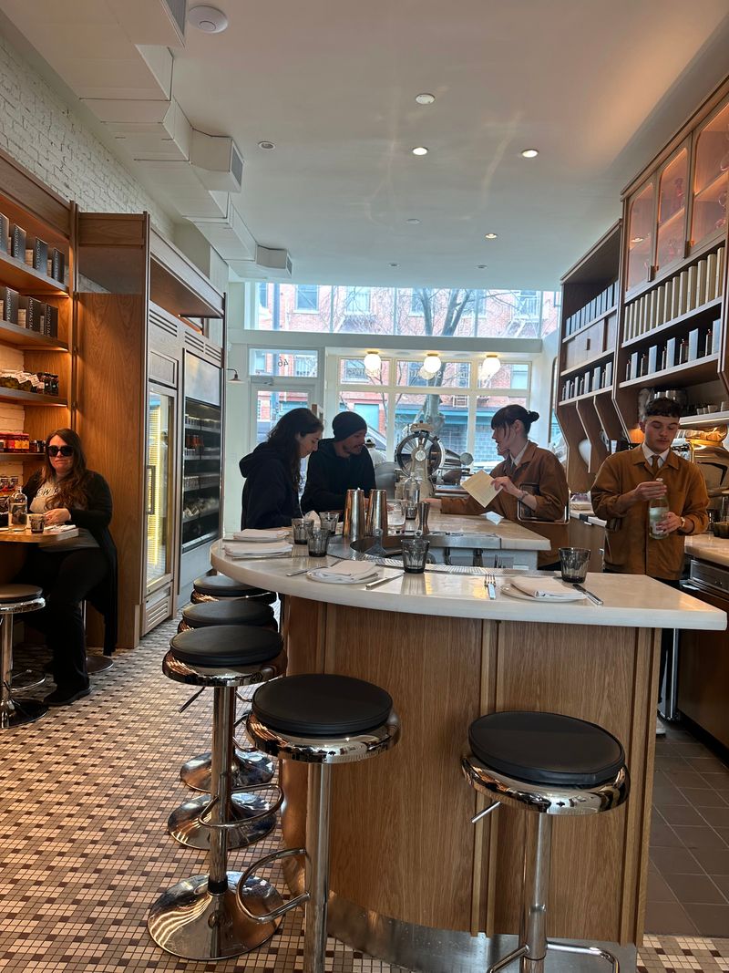 Misi Grocery Counter — Williamsburg