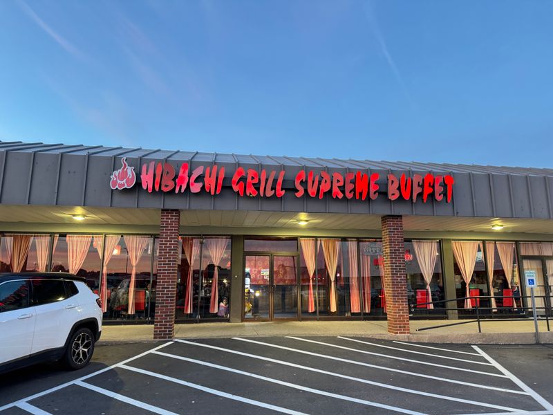 Hibachi Grill & Supreme Buffet – Bronx Family Favorite