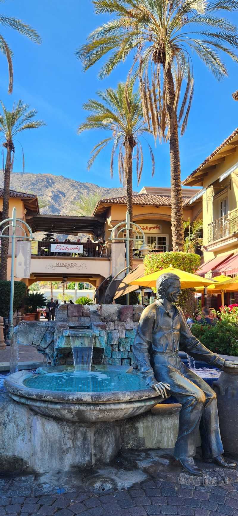 Palm Springs' Relaxed Daily Pace Appeals To Retirees Leaving Busy Cities