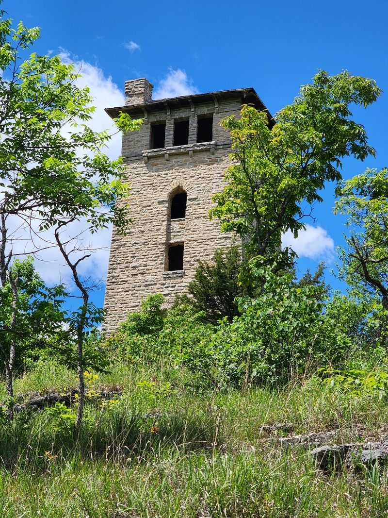 The Castle (Castle Trail Area)