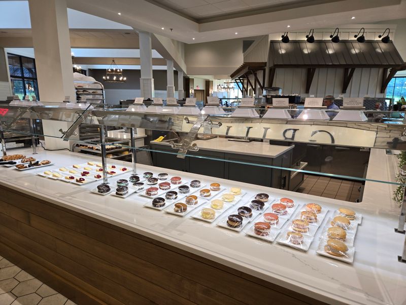 Hershey Farm Restaurant (Grand Smorgasbord)