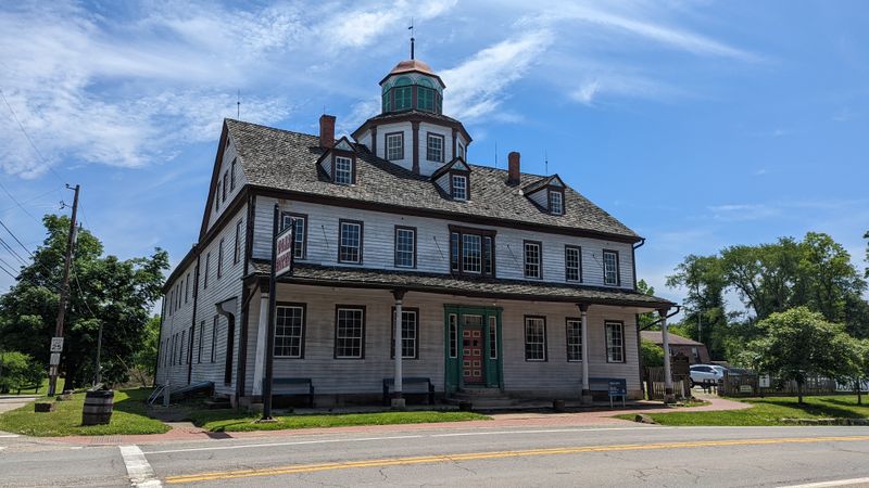 How Zoar's Secretive Past Keeps Tourists Coming Back