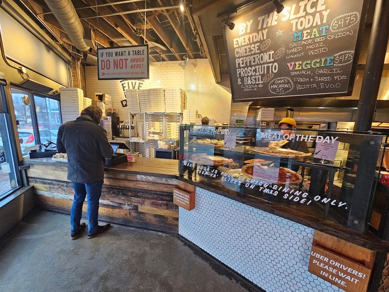 Five Points Pizza East 