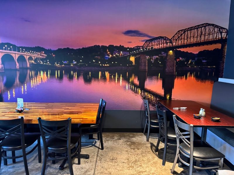 Stevarinos Italian Eatery & Pub (Chattanooga)