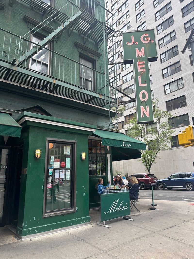 J.G. Melon – Upper East Side