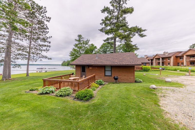Lakeside Cabins At Sugar Lake Lodge (Cohasset)
