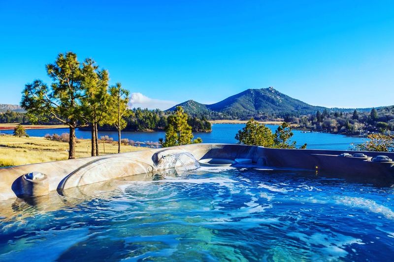 Quiet Mind Mountain Lodge, Retreat & Spa (Julian)