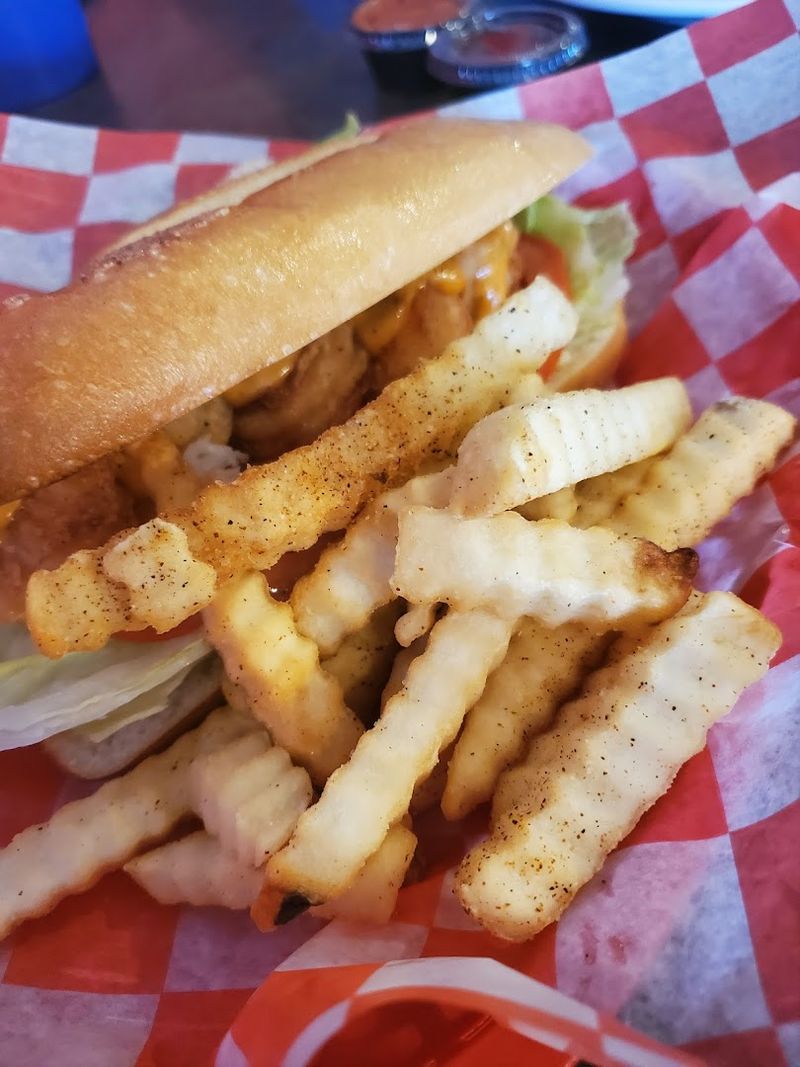 The Crab Sandwich That Keeps Folks Coming Back