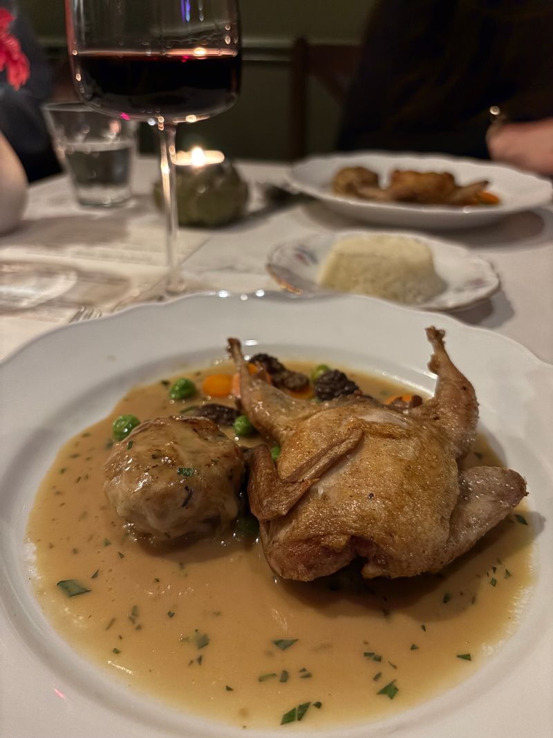 Weeknight-Only Service That Adds Scarcity