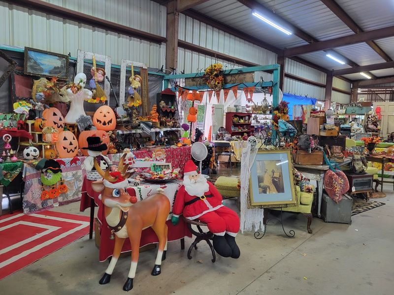 Special Events And Seasonal Attractions Throughout The Year