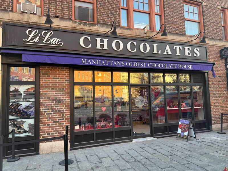 Li-Lac Chocolates, West Village Anchor