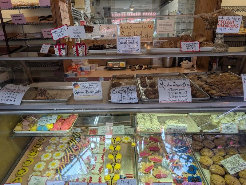 Holiday Specialties That Draw Devoted Customers Each Year