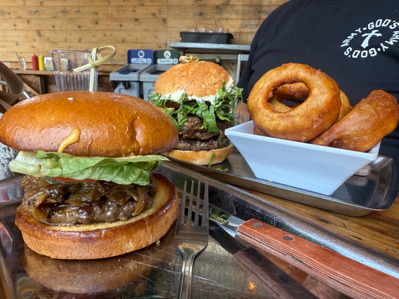 Uneeda Burger Keeps Tradition Alive